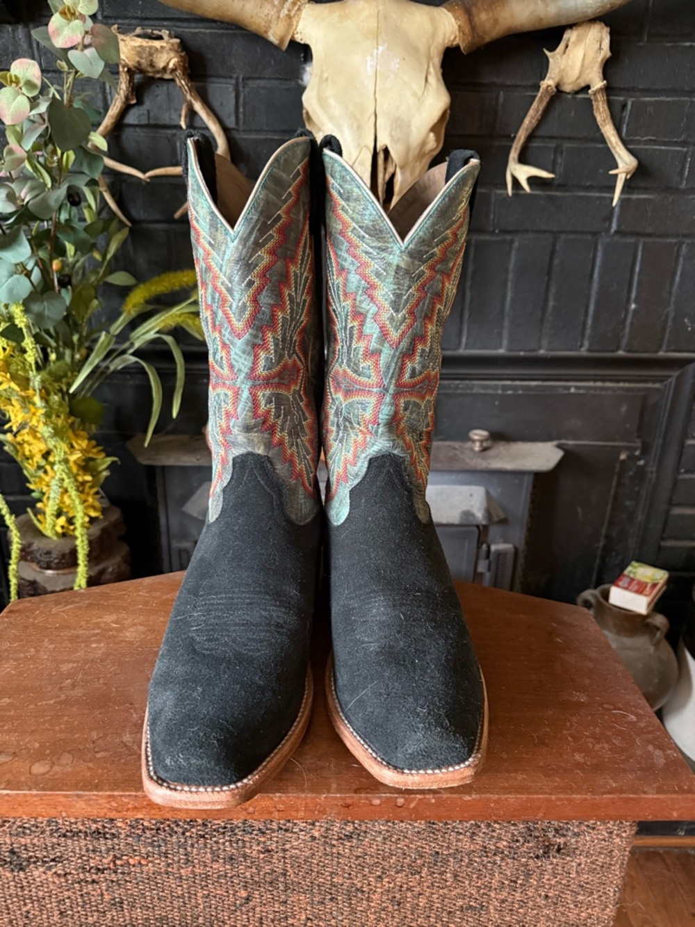Ariat Futurity Black Suede Boots - Picture 3 of 6
